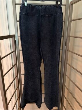 EARTHBOUND Dark Navy Boot-Cut Pants